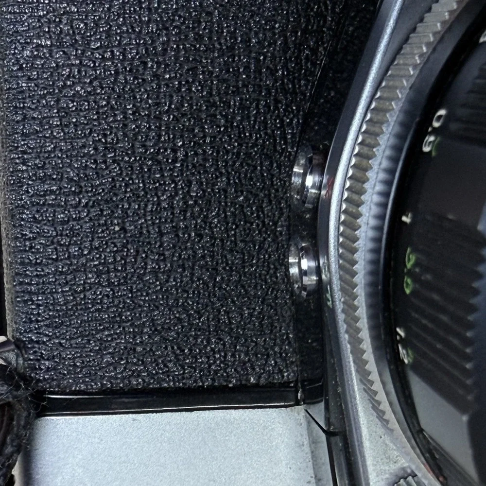 Minolta‎ SRT101 SRT 101 35mm Film SLR Camera with 58MM lens and Case